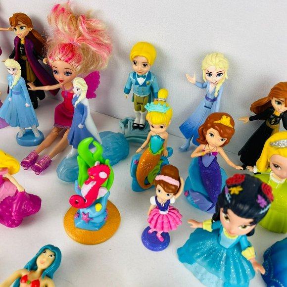 Disney Toy Lot Disney Princesses Toy Figures Varying Sizes Cake Toppers Girls - Picture 6 of 11